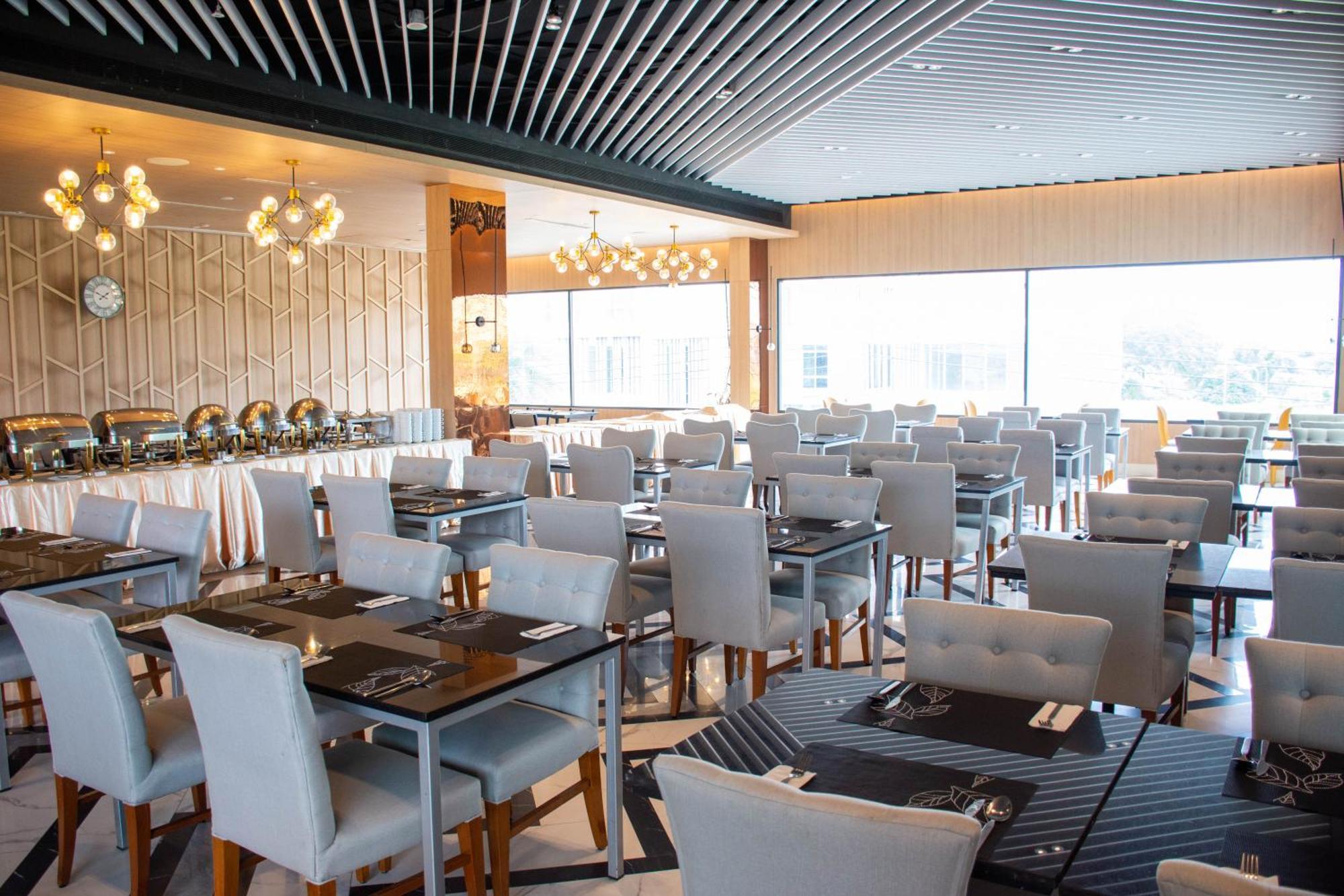Chor Cher The Luxury Green Hotel - Sha Extra Plus Bang Bo Buitenkant foto